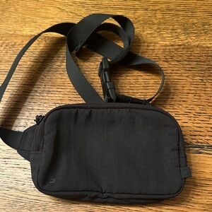 lululemon athletica Black Belt Bag